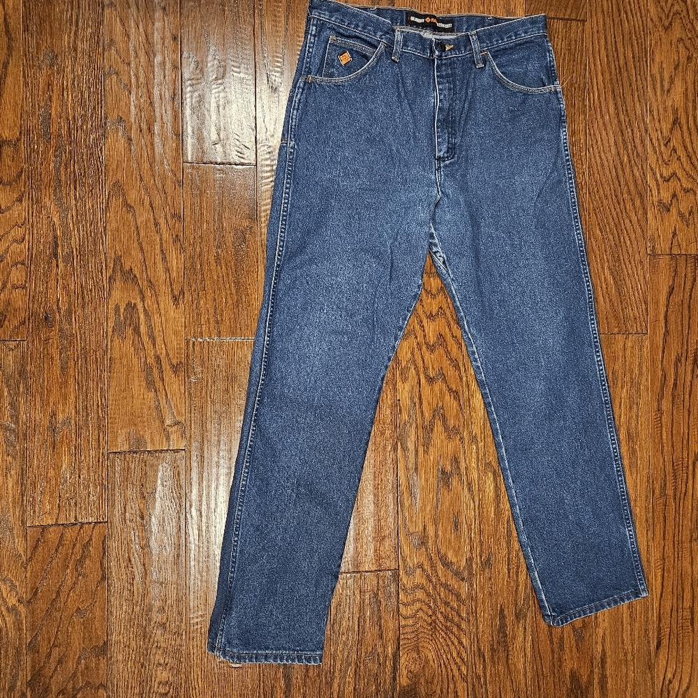 FR Wrangler Men's Relaxed Fit Work Jeans FR31MWZ, Size 34 X 34 - Like New